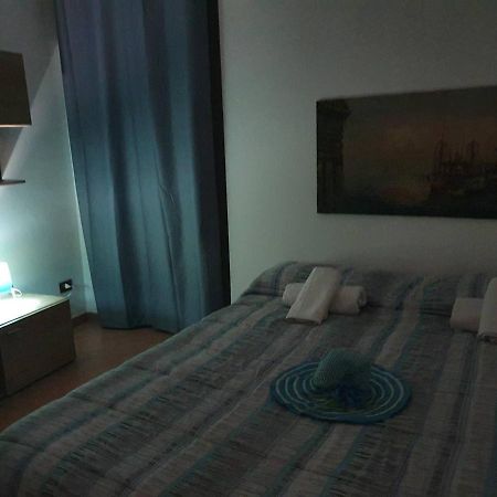 Apartamento Al Cortile Di Maqueda Palermo Exterior foto