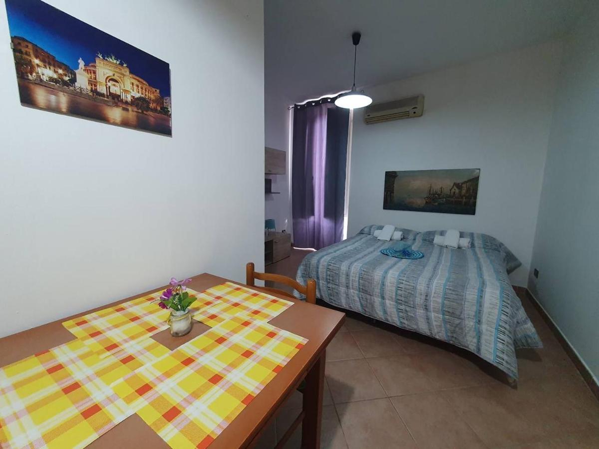 Apartamento Al Cortile Di Maqueda Palermo Exterior foto